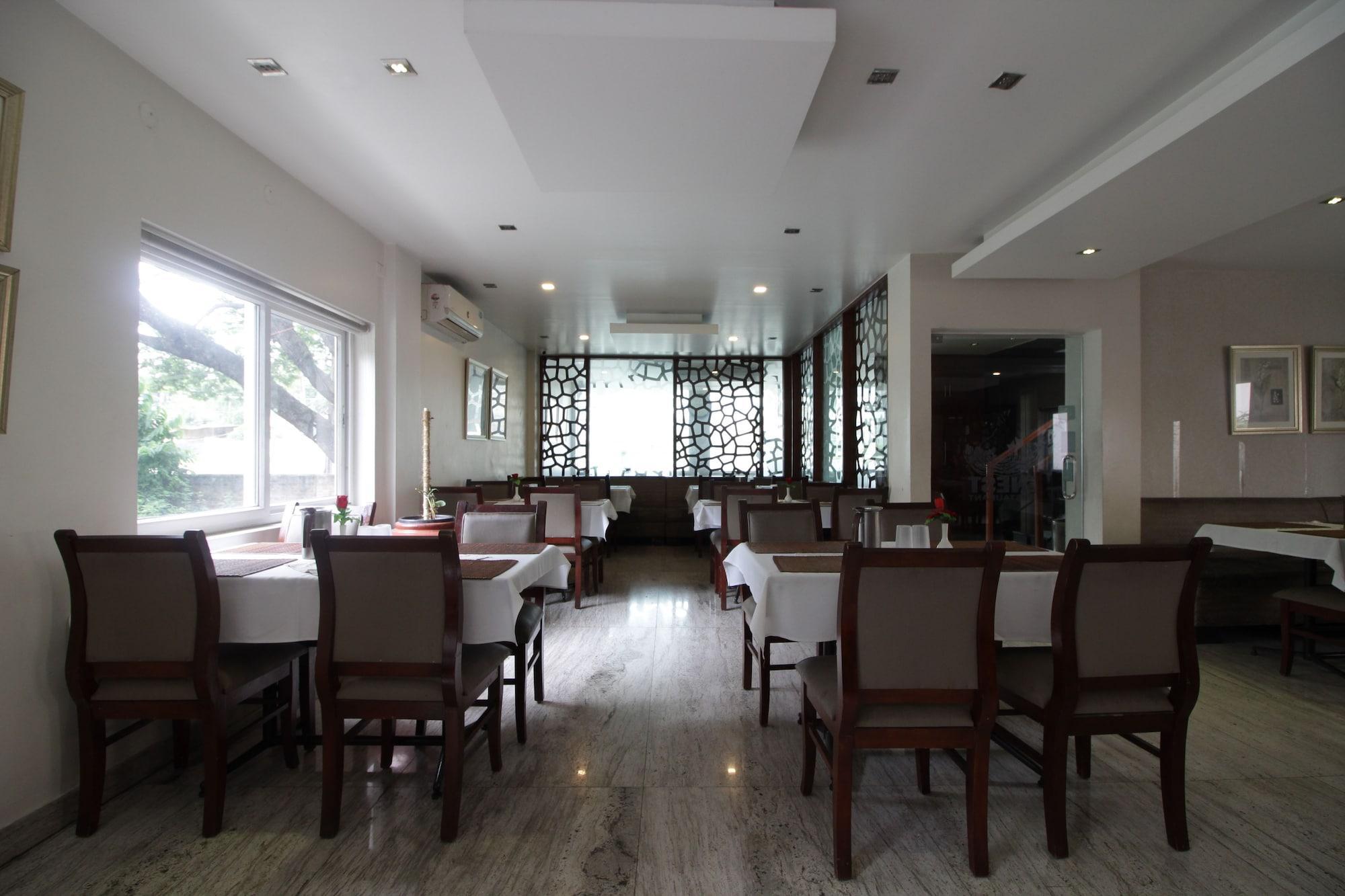Hotel White Parrot Mysore Luaran gambar