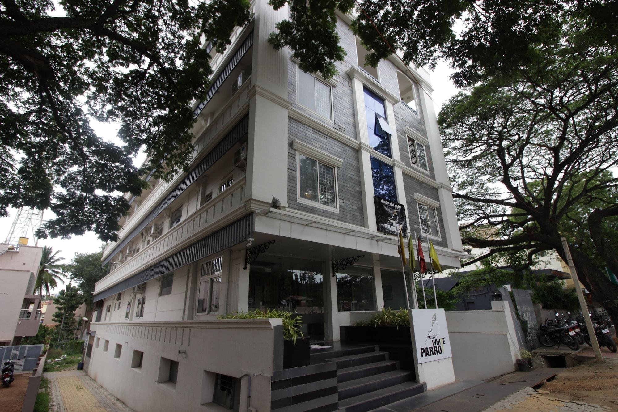 Hotel White Parrot Mysore Luaran gambar