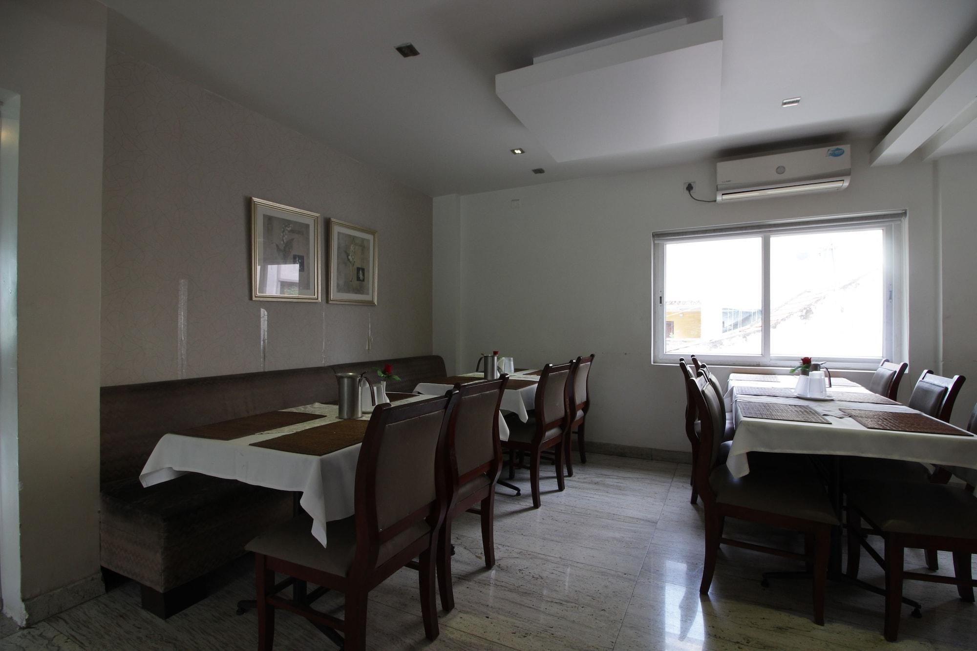 Hotel White Parrot Mysore Luaran gambar