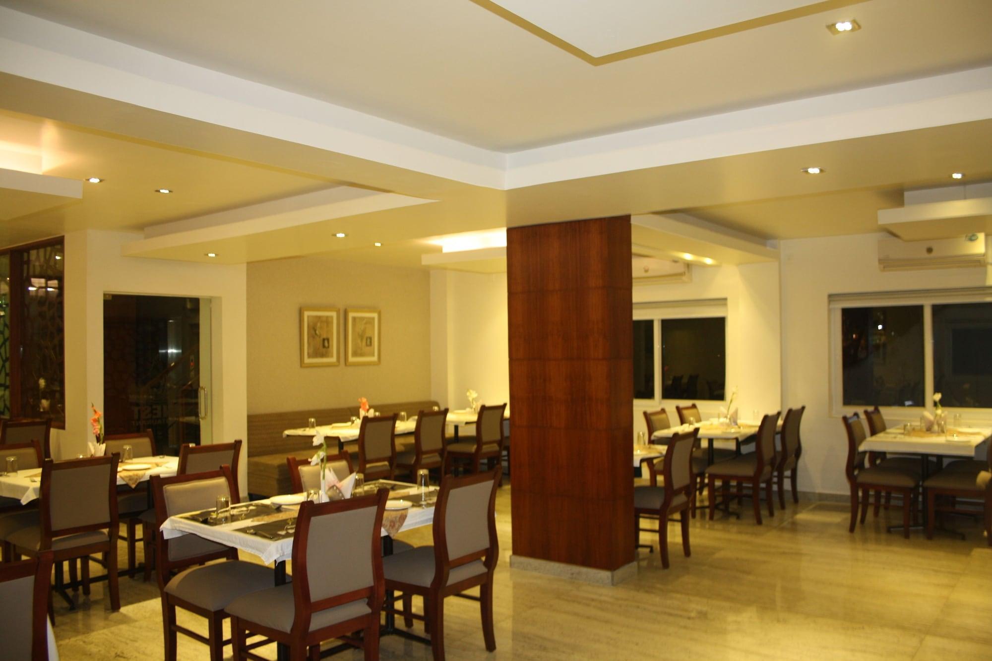 Hotel White Parrot Mysore Luaran gambar